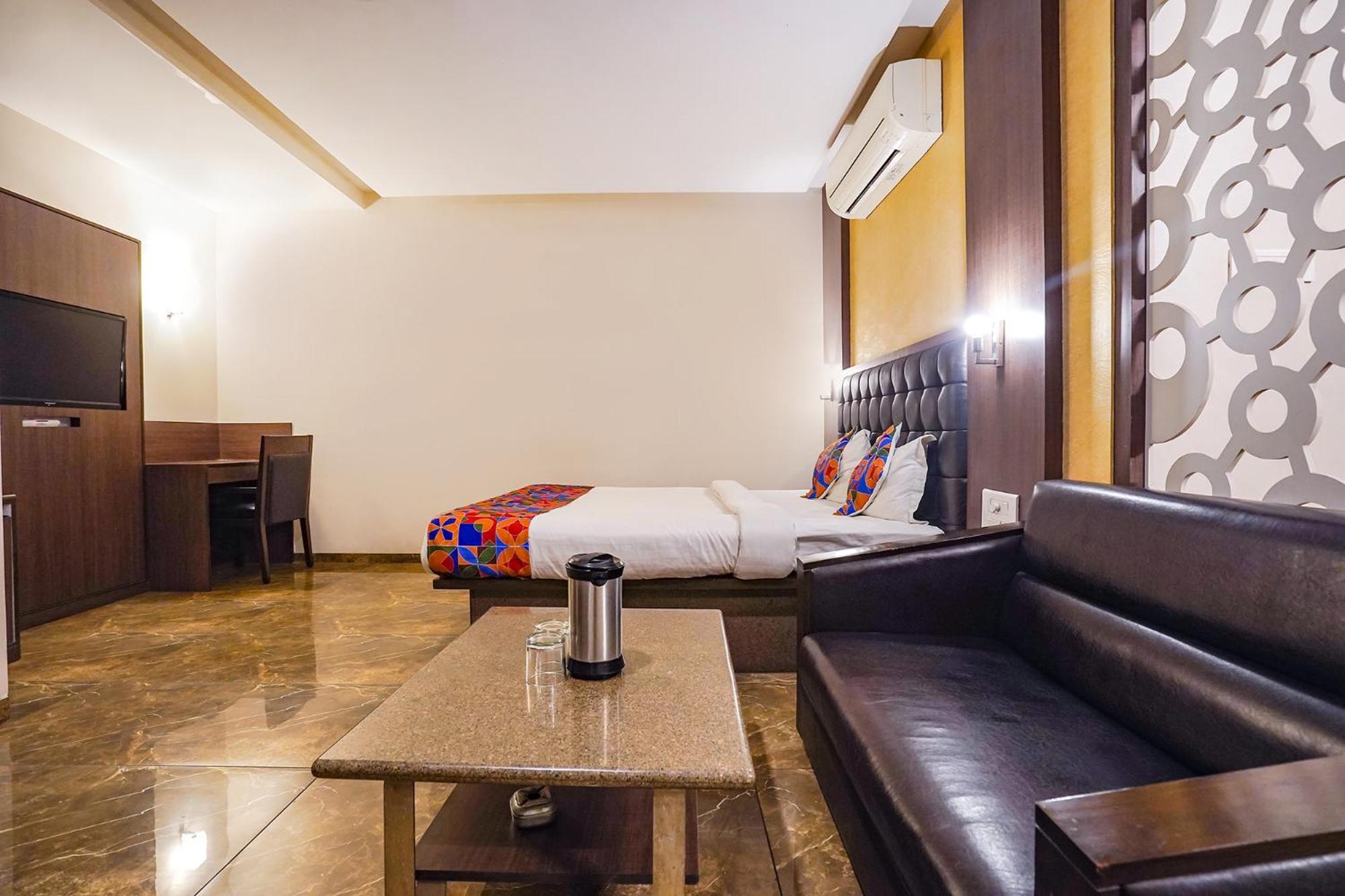Fabhotel Jagannath - Nr Platinum Hospital, Sitabuldi Nagpur Esterno foto